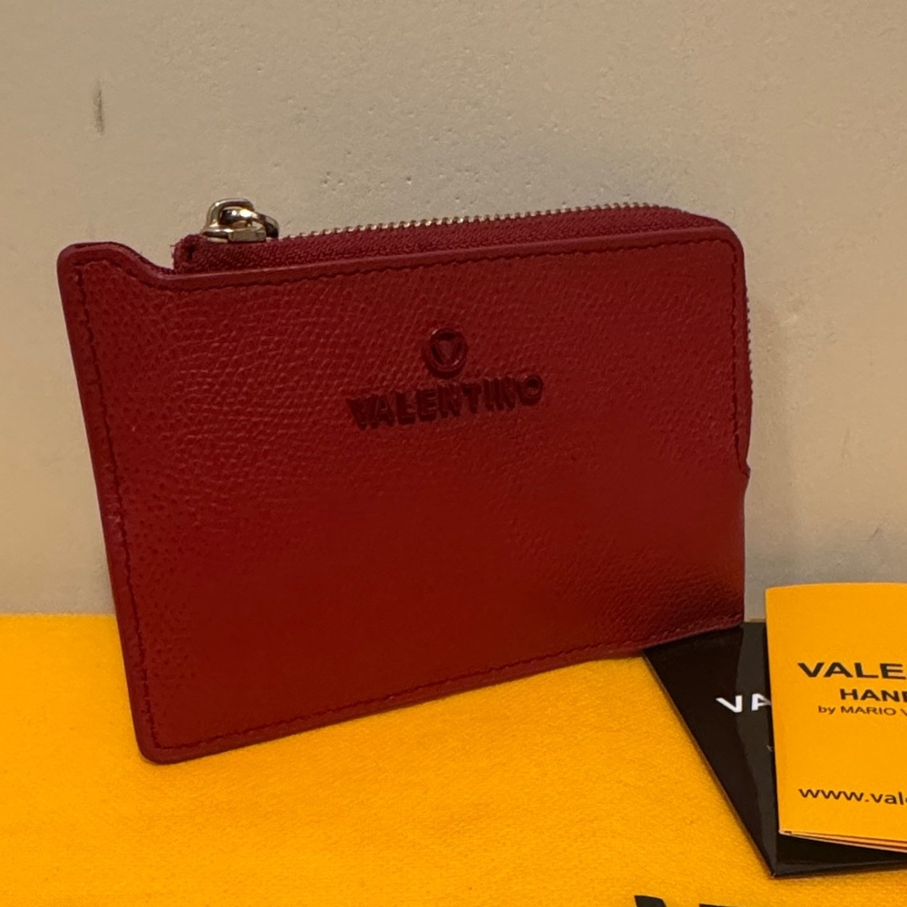 Valentino✨ Grained leather card holder in Red by Mario Valentino